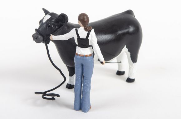 Cattle Showmen Kit: Girl Figurine and Rope Halter