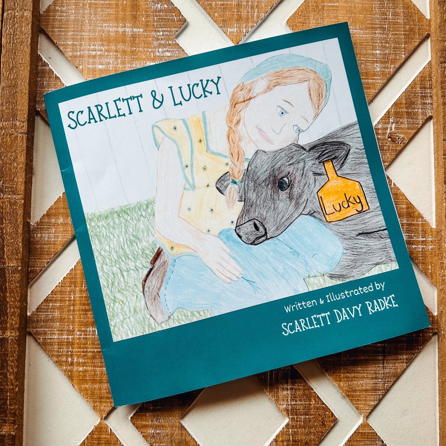 Scarlett and Lucky book